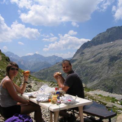 eating at the refuge du pigeonnier
