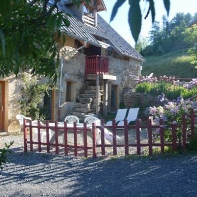 Belas Apartment in traditional stone farmhouse in Ancelle sun terrace