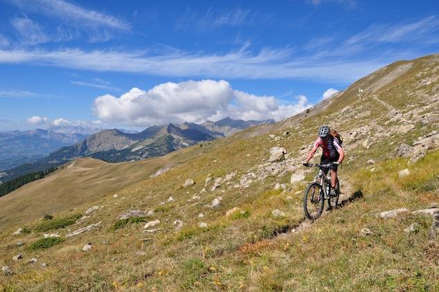 self guided mountain bike tours europe