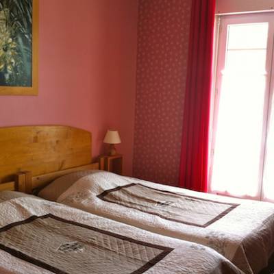 The Fauvettes hotel twin room in the Alps