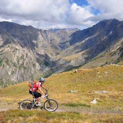mountain biking in the French Alps