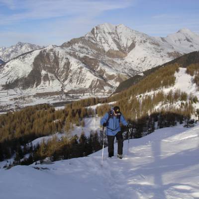 Snowshoeing La Palastre in the Southern Alps