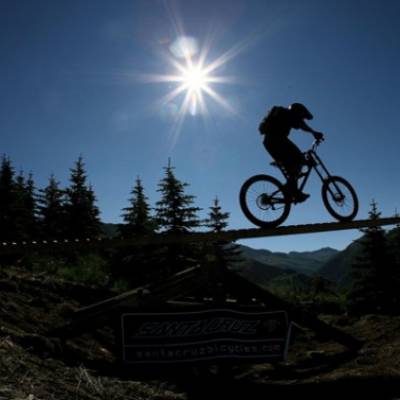 Downhill mountain biking in the Southern French Alps