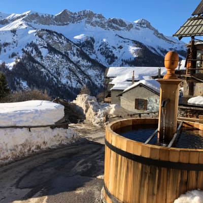 fountain-in-village-of-saint-veran.jpg