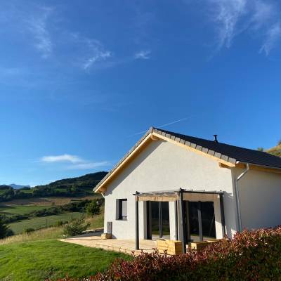 mountain-view-chalet-web.jpg