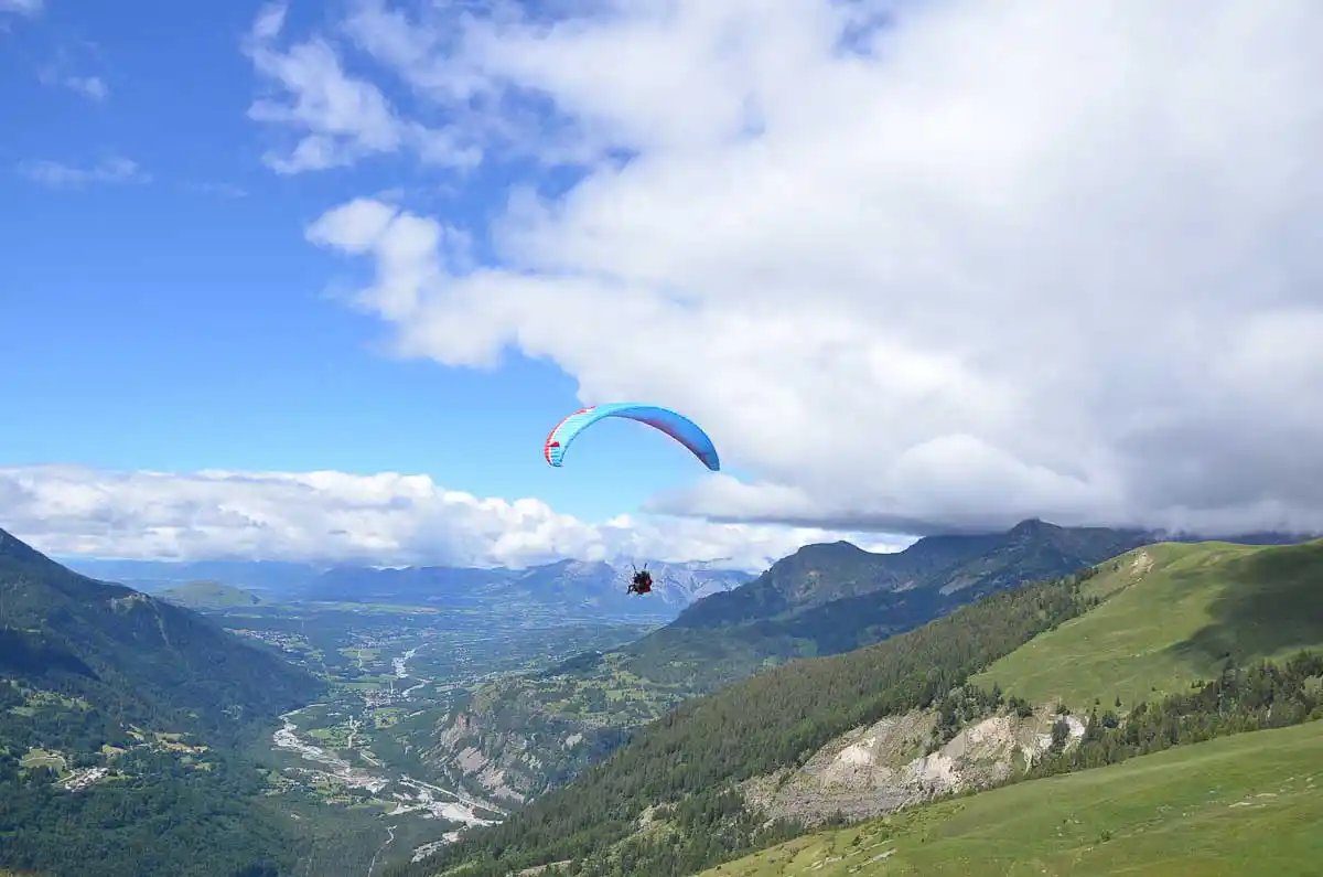 paragliding-in-the-alps-(1-of-1)-4.webp