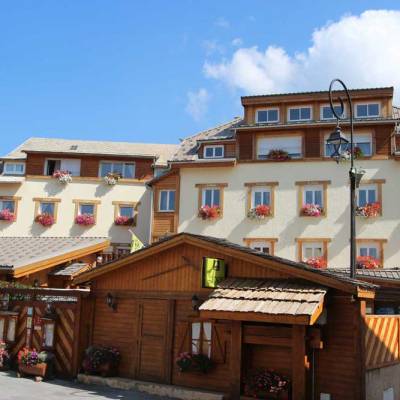 Hotel-Les-Autanes-in-Ancelle-in-the-Southern-French-Alps.jpg