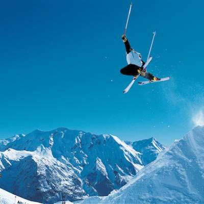 Skiing jump
