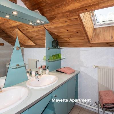 Mayette-Apartment.jpg